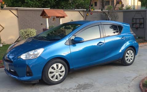 1st Owner Toyota Aqua used by Army Officer