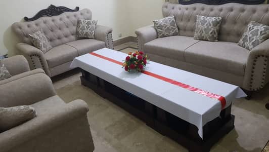 7-Seater Brand New Condition Sofa Set