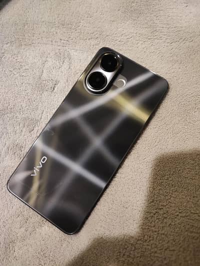 Vivo V60 Lite 5G Brand New. 11 Months warranty