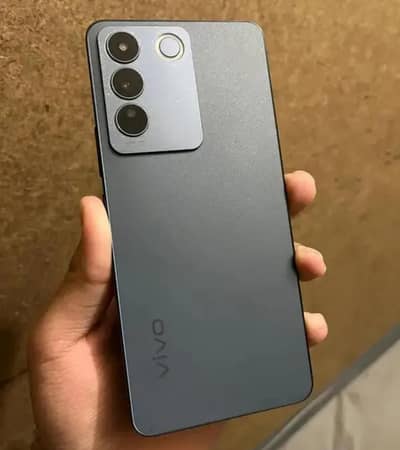vivo v27e 16/256gb 10by10 condition exchange possible edeg mobile