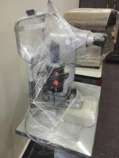 slit lamp