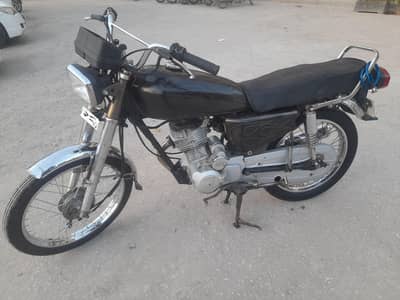 Hero 125cc Special Edition {5 Gears}