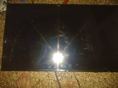 Haier 32 inch led panel damaged