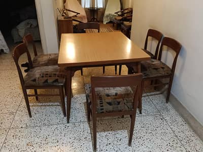 Used Sagwan Wood Dining Table