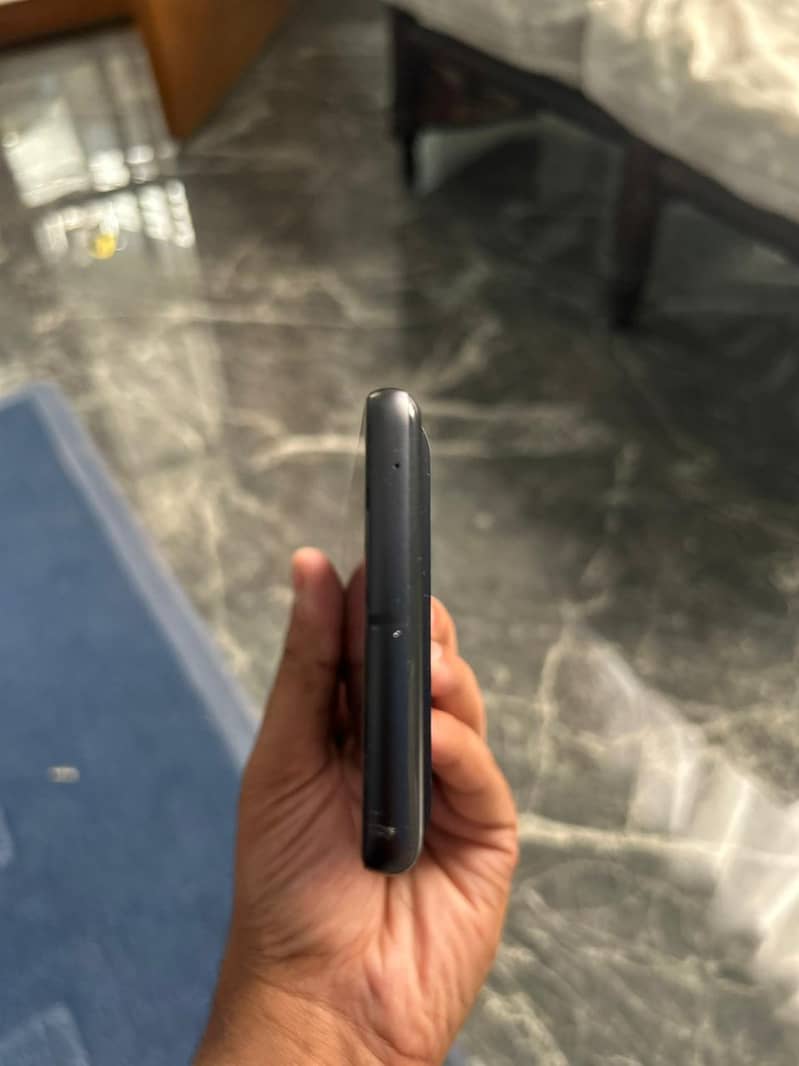 Google Pixel 7 (9/10) 3