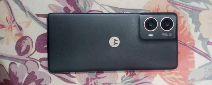 Motorola G85 Official PTA 256 GB - Ram 12 + 4