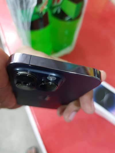 14 pro 128 GB total Original waterpack factory unlock