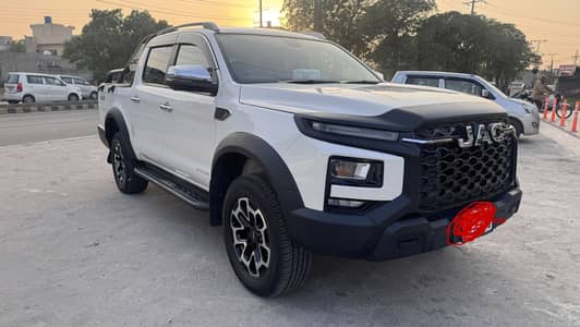 JAC T9 Hunter 4x4 | 2025 | 23,000 KM | Company Maintained | Like New
