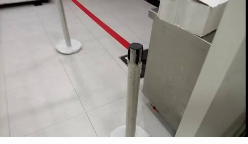 stanchions crowd control barrier queue pole queue manager queue stand 4