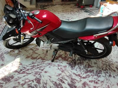 Totally ganiune condition 15 model Yamaha YBR, Transfer fee include