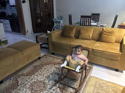 brand new condition  three seater sofa with  2 seater setti