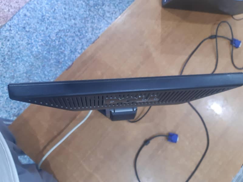 Dell LCD ( Model E197FP ) 3