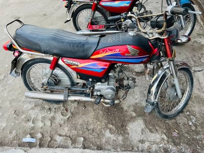 Honda CD70 2008  Model