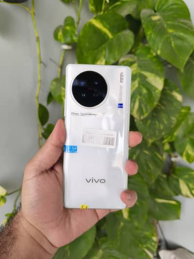 Vivo x90s 12/256 non active