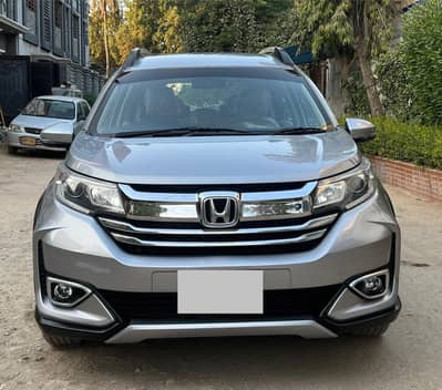 BRV-S Push B To B 2021 30k km Only better than Prius sienta freed