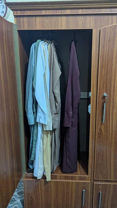 2 Door Almari Available For Sale 