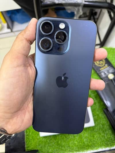 Iphone 15 Pro Max 512gb pta approved with box come from dubai