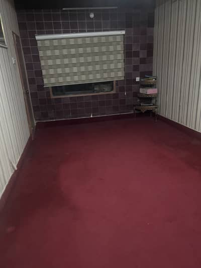 Red carpet for sale urgent sale