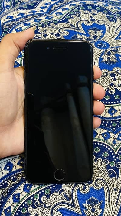 Iphone 7 PTA Approved Black colour