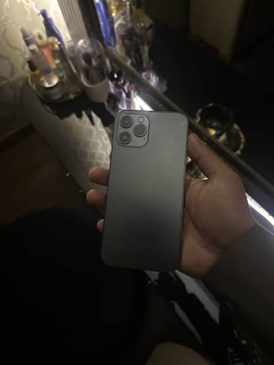 Iphn 12 pro max for sale with box