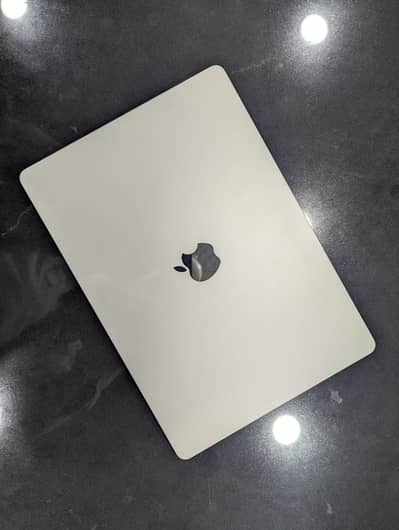 Macbook Air M4 (24/512)