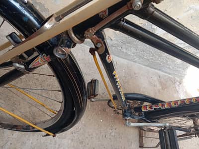 Strong & Stylish Cycle – Good Condition