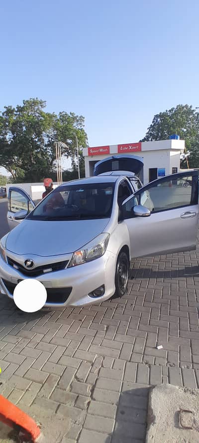 Toyota Vitz 2012