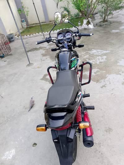 call 0313659116635000