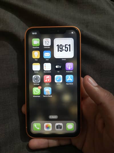 iphone XR converted to 17 pro