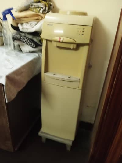 water dispenser