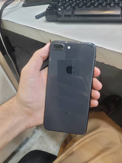Apple iPhone 8 Plus