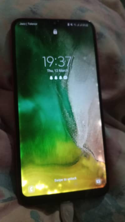 Samsung A10 Read caption