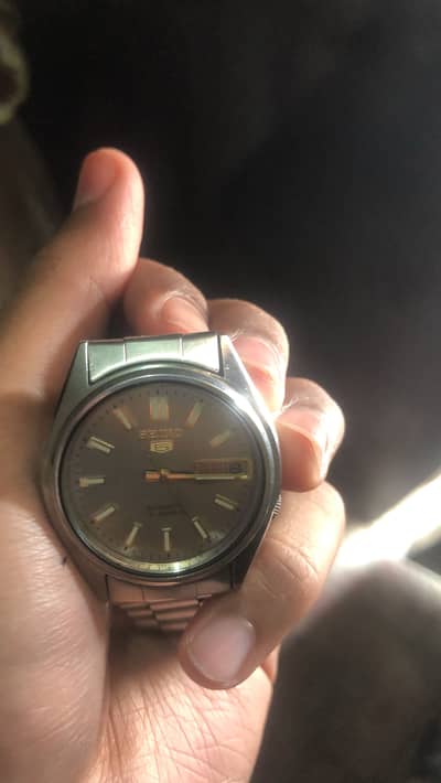 Seiko 5 watch 10/10