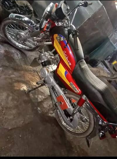 Honda CD 70 bike Lahore ka number 2005 model 03'25'24'22'87'6