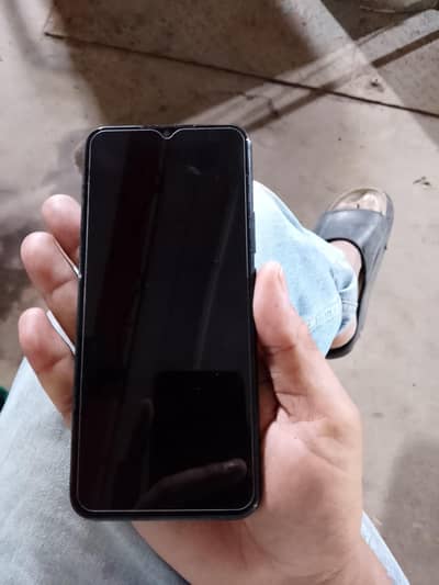 Infinix hot 9 play 4 64