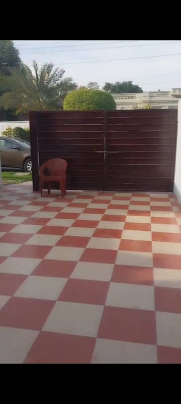 1 Kanal 3 Bed upper portion available for rent in model town Lahore