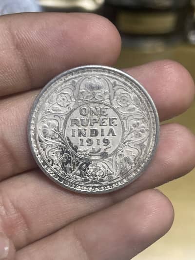 Georgy v king emperor silver original coin 1919 1 Tola