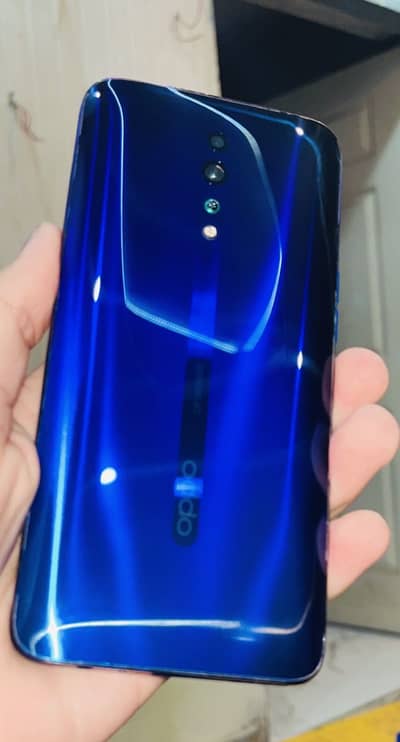 Oppo Reno Z AMOLED display in display finger print always on display