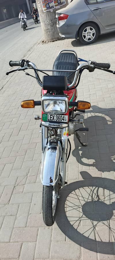 Honda 70 (03098784873)