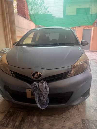 Toyota vitz 2011