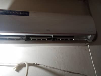 Tcl Ac DC Inverter