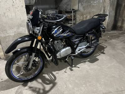 SUZUKI GS 150  Converted to 2022 SE
