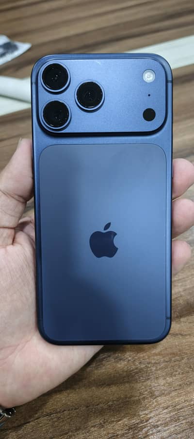 iPhone 17 Pro Max JV – 256GB (Deep Blue) – Like New