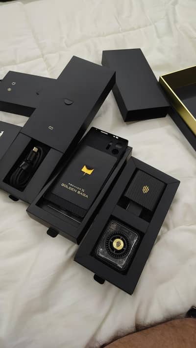 Redmagic 10 pro 24gb + 1TB Golden Saga Limited edition