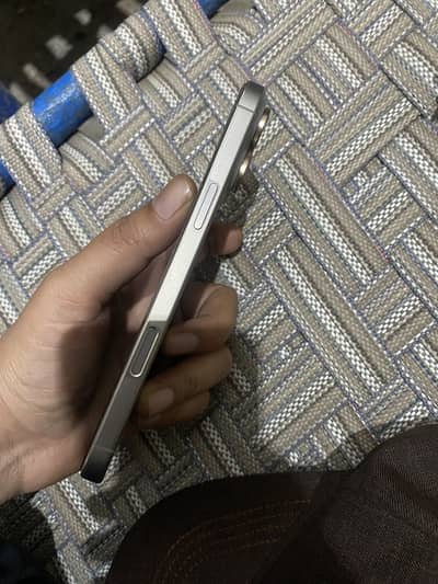 Iphone 16pro max 512gb 99%btry 10/10 100% ok box 5 month waranty