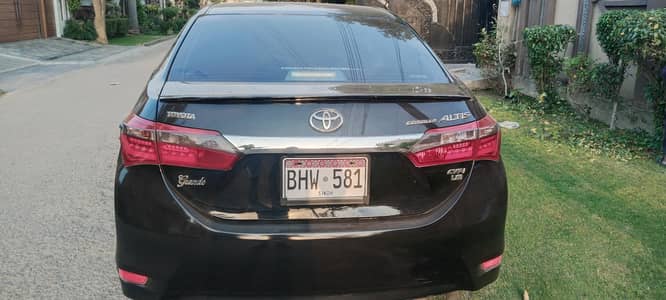 Corolla altus grendy 2017 for sale in lahore
