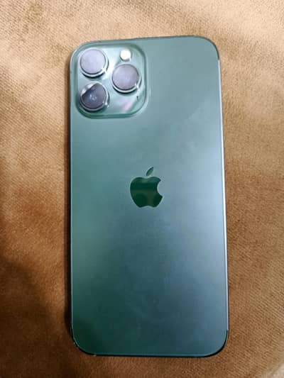 13 Pro Max  10  By 9 256 GB water Pack Health 80