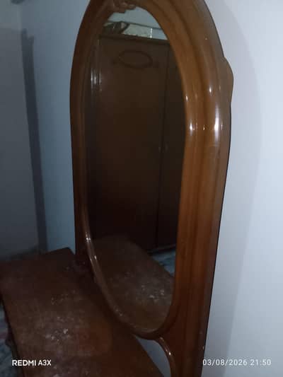 use bad 3door almari dressing table