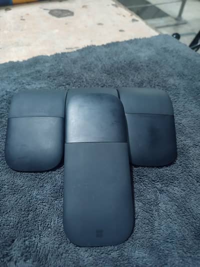 Microsoft Surface Arc mouse