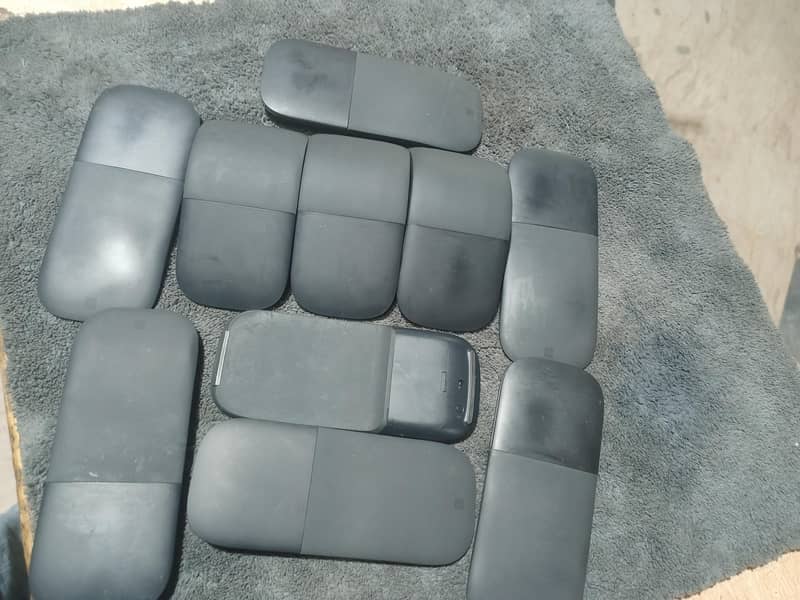 Microsoft Surface Arc mouse 1